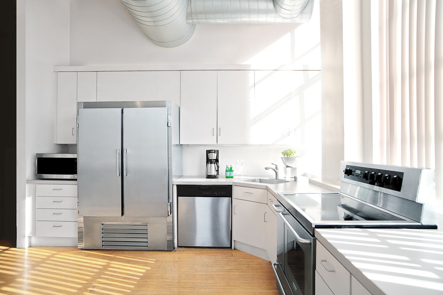 L-shaped Modular Kitchen